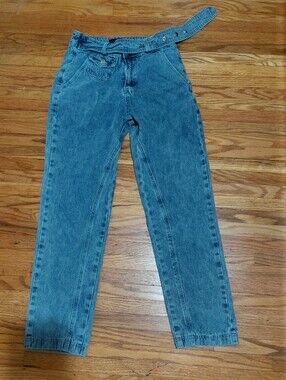 Kendall + Kylie Stonewash 80s Style Jeans With Adjustable Grommet Details